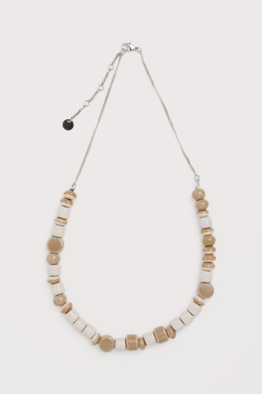 Collier en jonc odorant