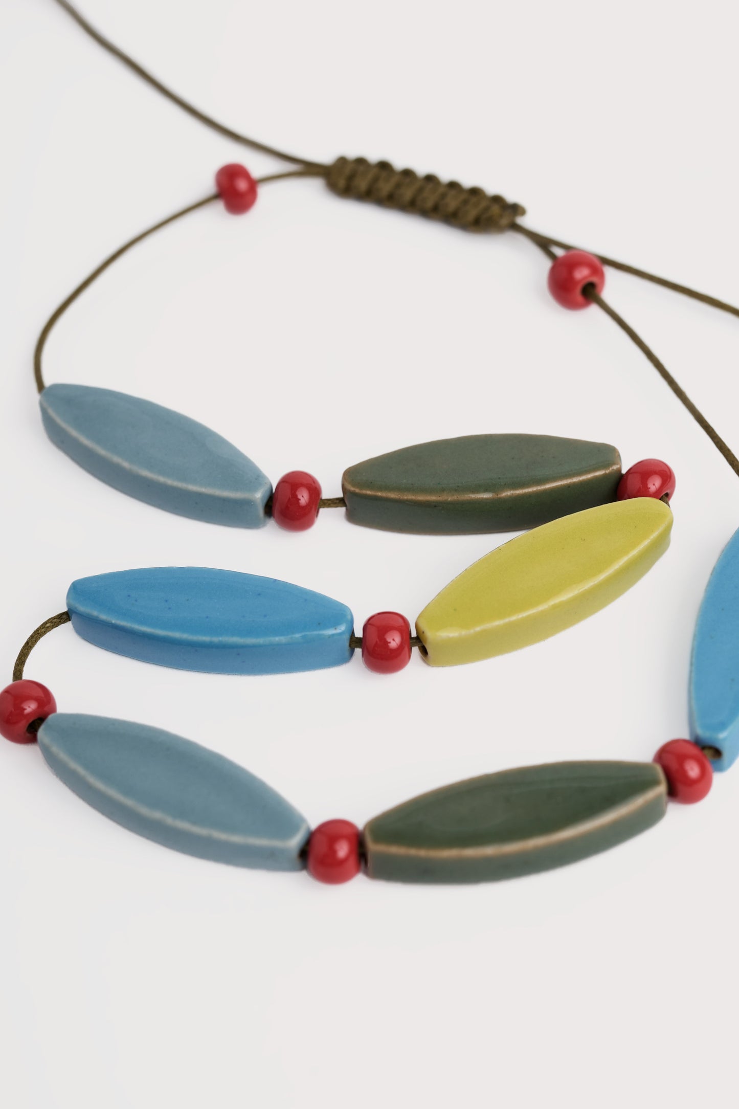 Collana con Perline in Ceramica Care