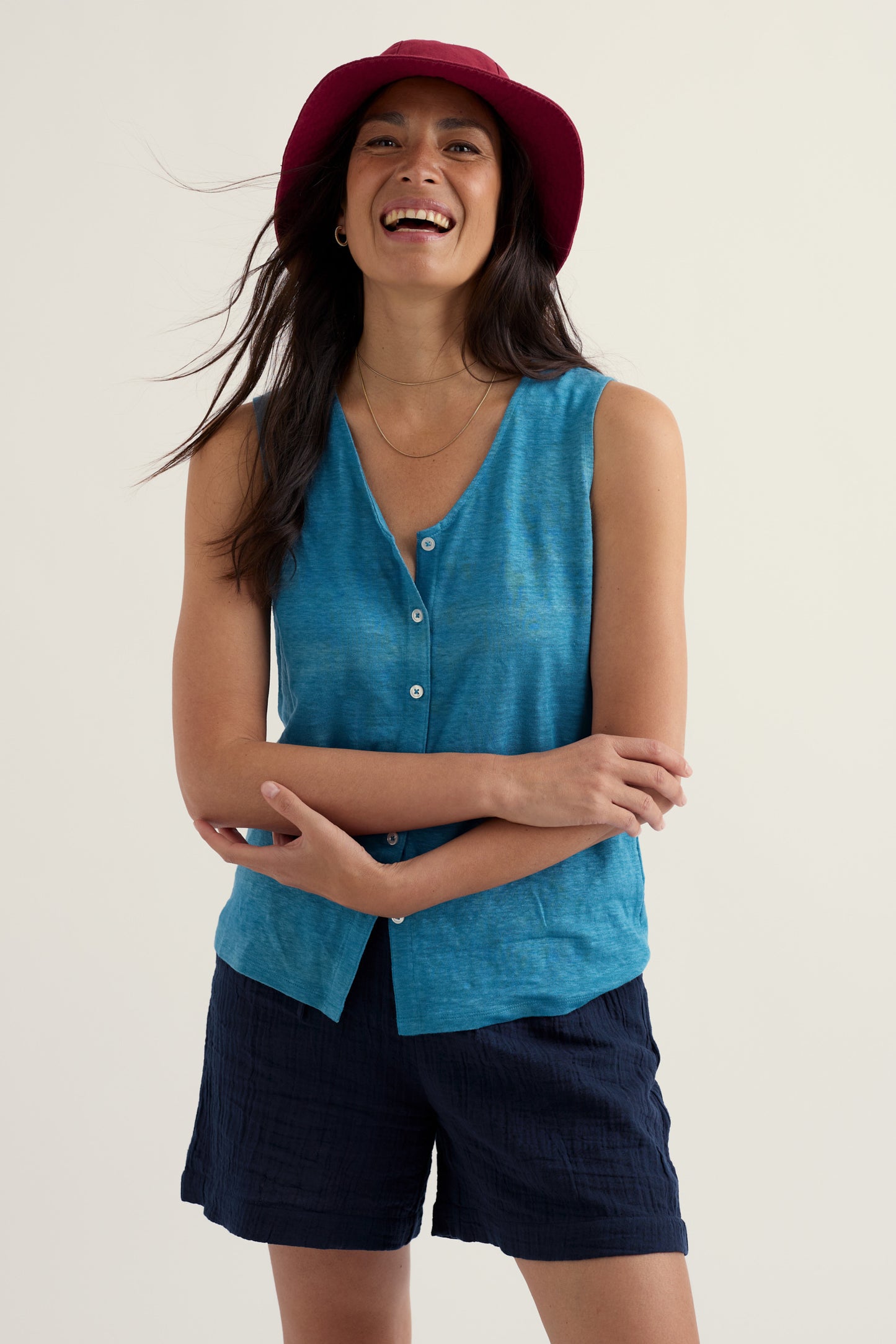 Gilet Carn Glaze in lino con bottoni frontali