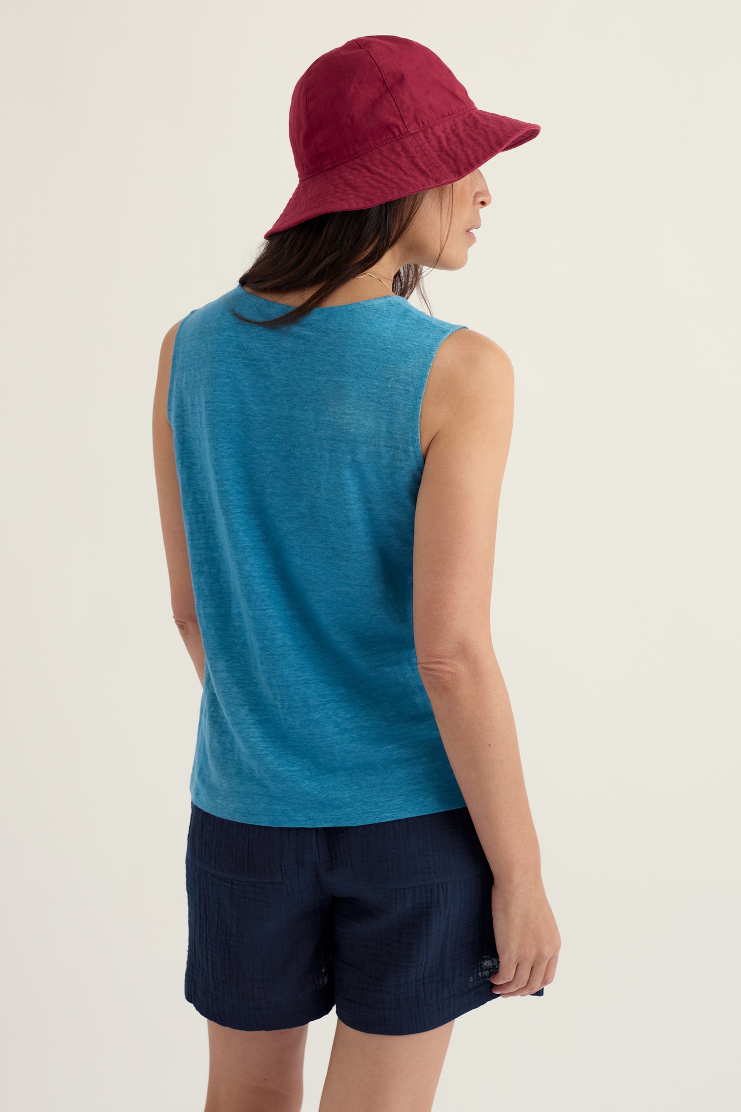 Gilet Carn Glaze in lino con bottoni frontali