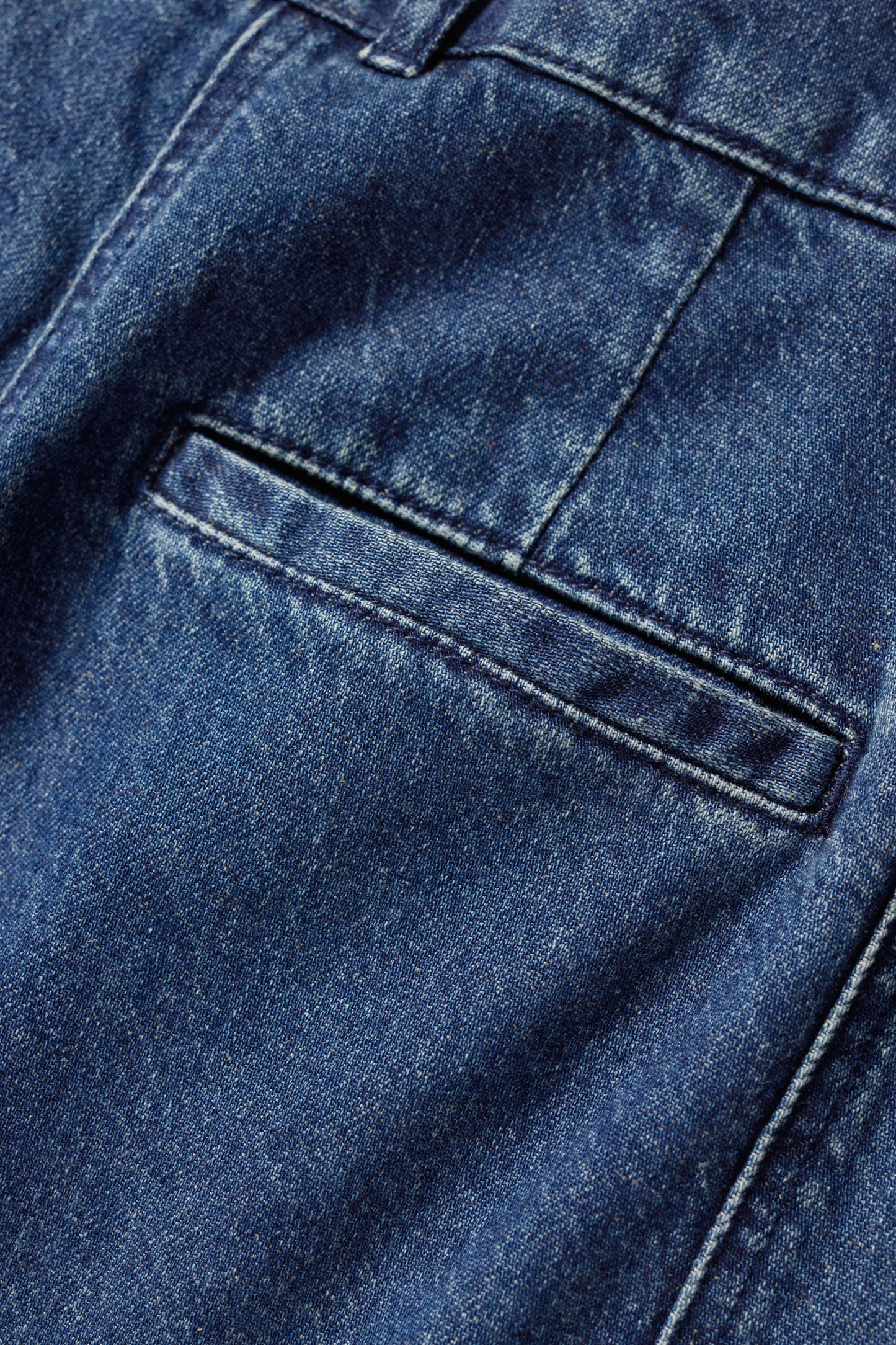 Shorts Lowarth